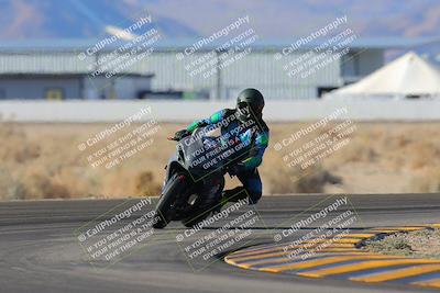 media/Dec-18-2022-SoCal Trackdays (Sun) [[8099a50955]]/Turn 4 (1pm)/